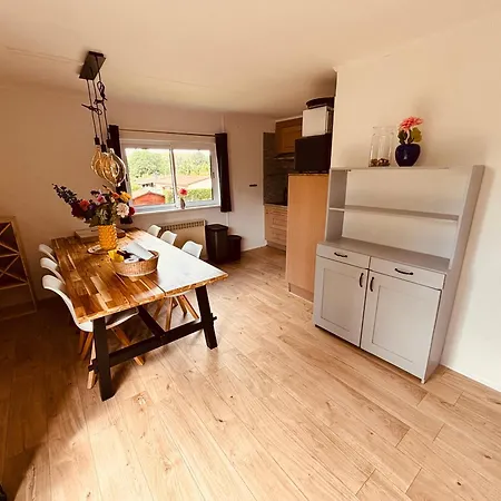 Holiday home Genieten In Chateau Corma! Ecuras